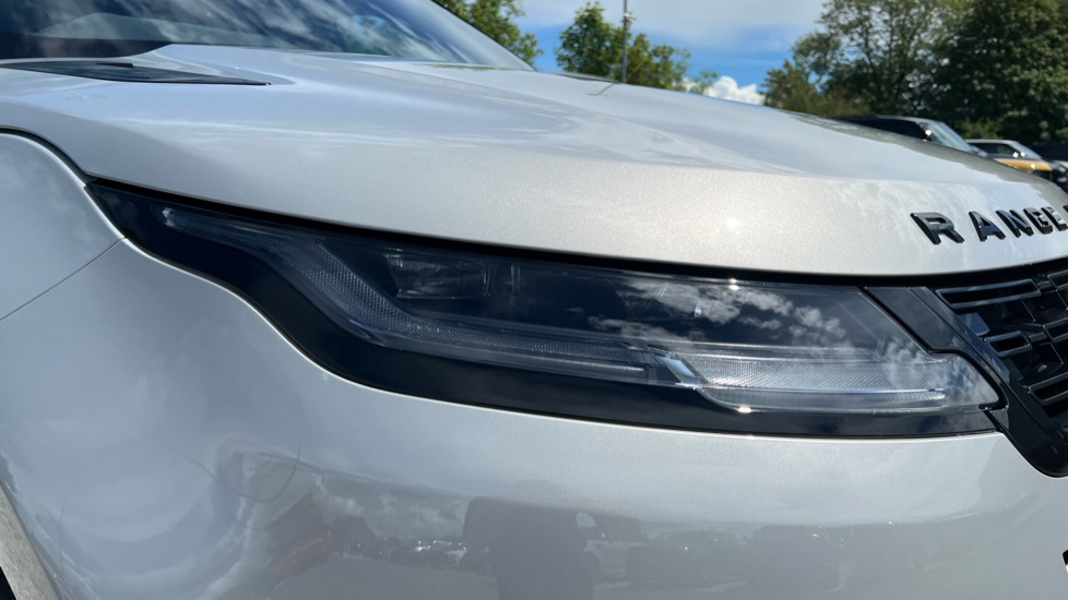 Land Rover Range Rover Evoque 2.0 D200 Edition 5dr Auto Diesel Hatchback - Image 17