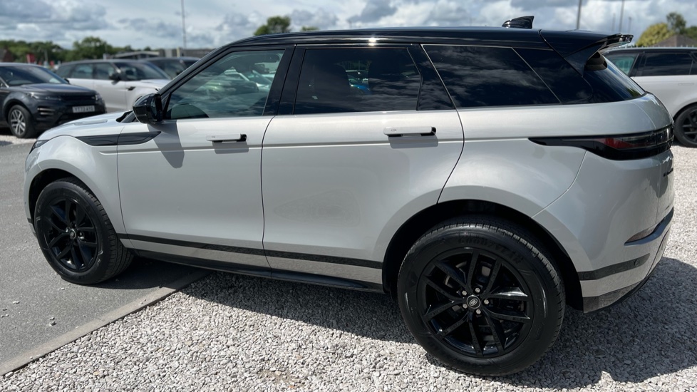 Land Rover Range Rover Evoque 2.0 D200 Edition 5dr Auto Diesel Hatchback - Image 21