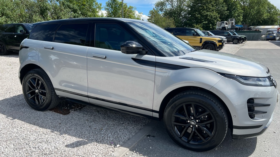 Land Rover Range Rover Evoque 2.0 D200 Edition 5dr Auto Diesel Hatchback - Image 26