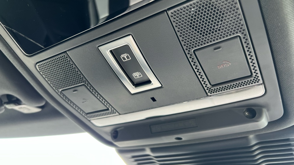 Land Rover Range Rover Evoque 2.0 D200 Edition 5dr Auto Diesel Hatchback - Image 44