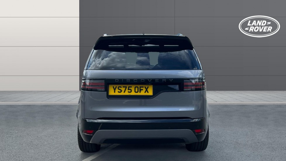 Land Rover Discovery 3.0 D350 Dynamic HSE 5dr Auto Diesel Station Wagon - Image 6