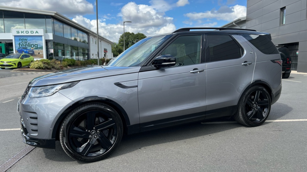 Land Rover Discovery 3.0 D350 Dynamic HSE 5dr Auto Diesel Station Wagon - Image 23