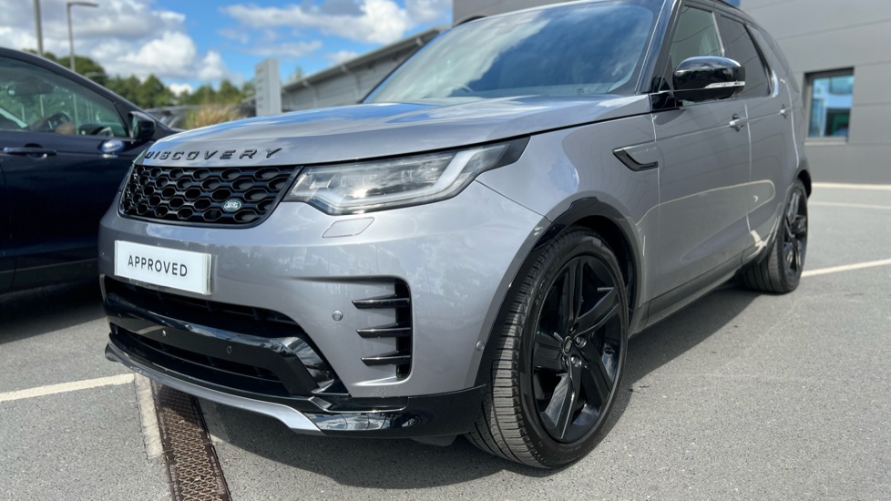 Land Rover Discovery 3.0 D350 Dynamic HSE 5dr Auto Diesel Station Wagon - Image 24