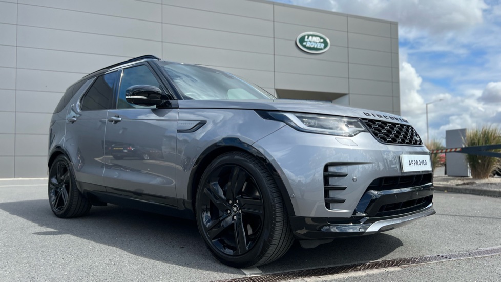 Land Rover Discovery 3.0 D350 Dynamic HSE 5dr Auto Diesel Station Wagon - Image 25