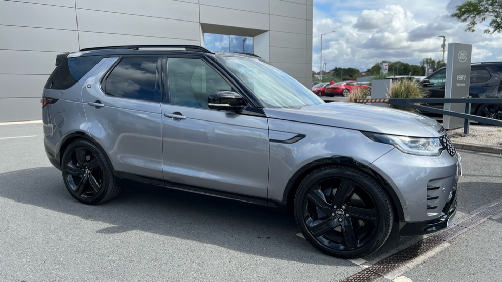 Land Rover Discovery 3.0 D350 Dynamic HSE 5dr Auto Diesel Station Wagon - Image 26