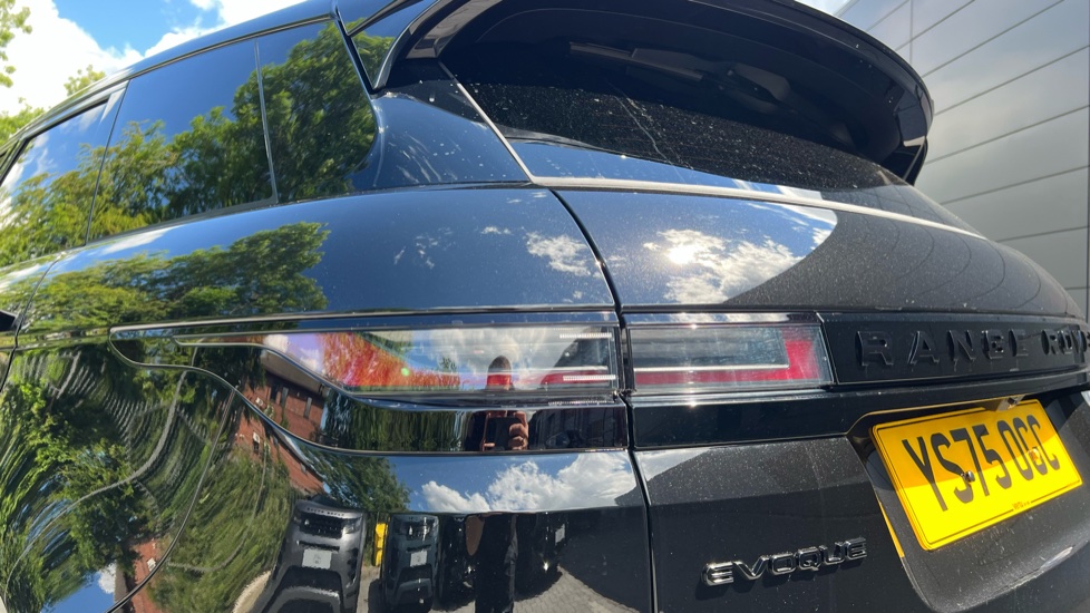 Land Rover Range Rover Evoque 2.0 D200 Autobiography 5dr Auto [Revised] Diesel Hatchback - Image 19
