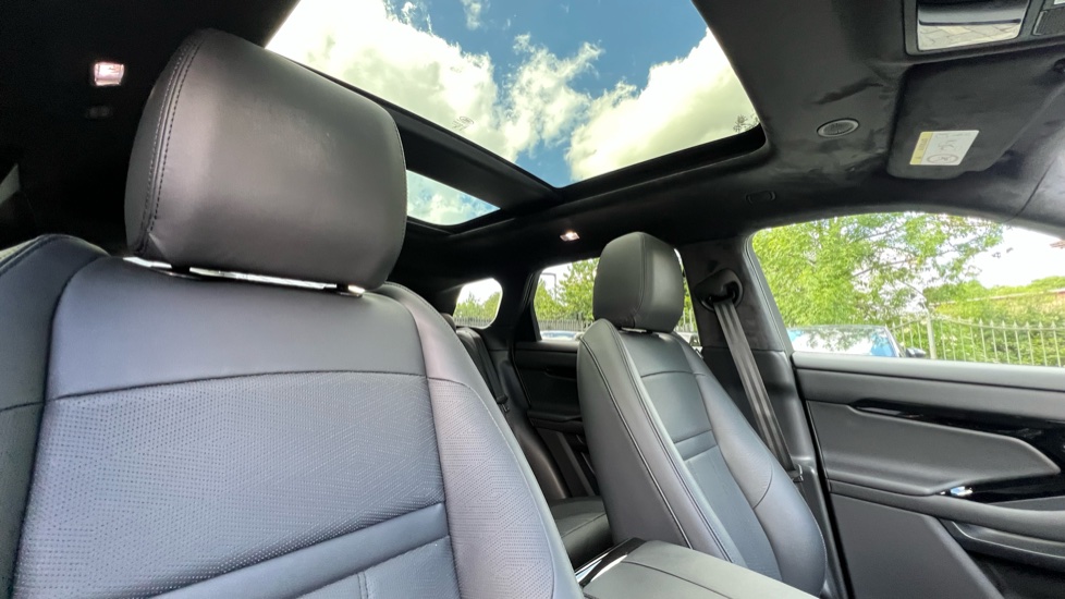 Land Rover Range Rover Evoque 2.0 D200 Autobiography 5dr Auto [Revised] Diesel Hatchback - Image 37