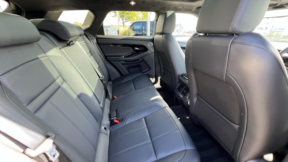 Land Rover Range Rover Evoque 2.0 D200 Autobiography 5dr Auto [Revised] Diesel Hatchback - Image 30