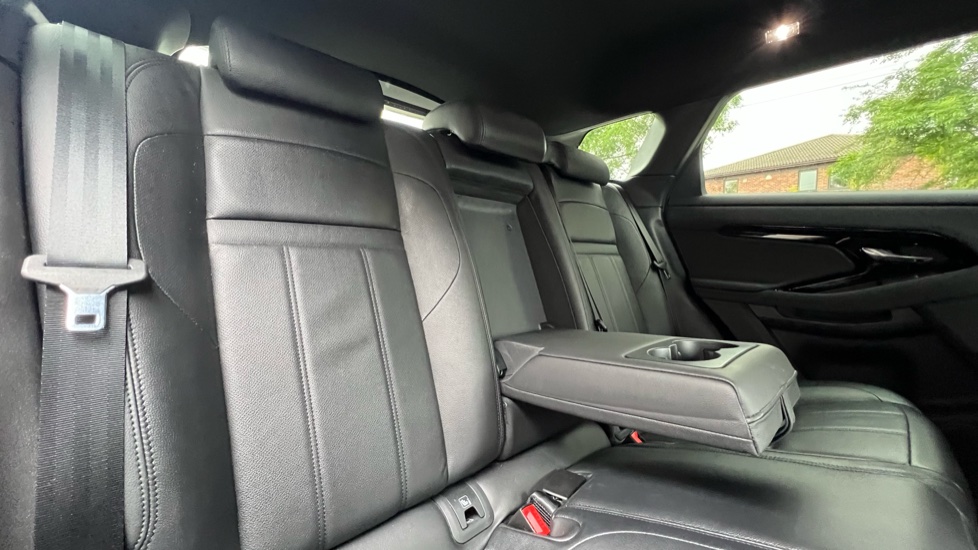 Land Rover Range Rover Evoque 2.0 D200 Dynamic SE 5dr Auto Diesel Hatchback - Image 33