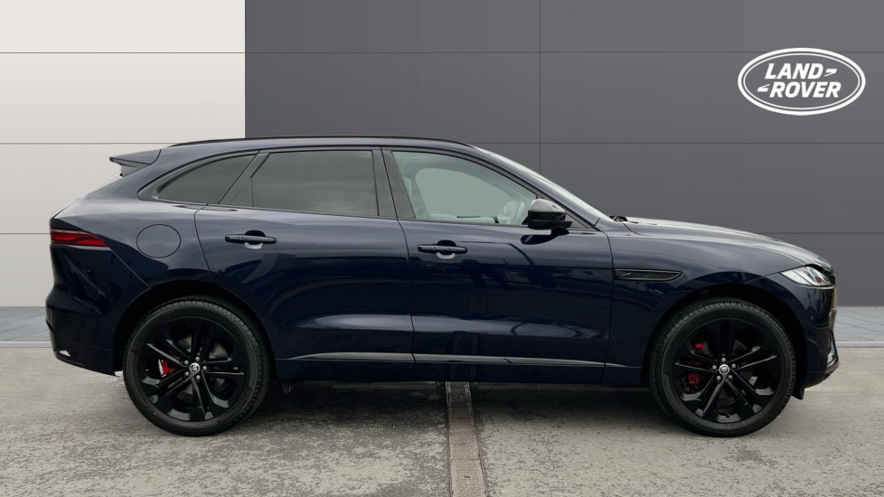 Jaguar F-Pace 2.0 P250 R-Dynamic HSE Black 5dr Auto AWD Petrol Estate - Image 5