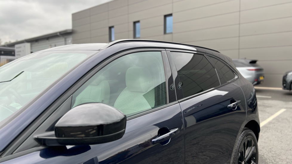 Jaguar F-Pace 2.0 P250 R-Dynamic HSE Black 5dr Auto AWD Petrol Estate - Image 22
