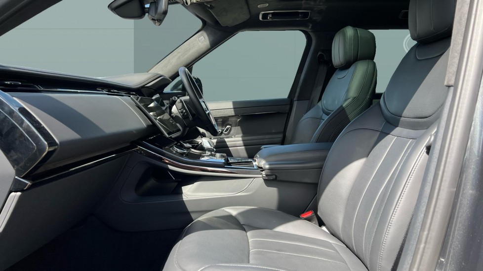 Land Rover Range Rover Sport 3.0 P440e Autobiography 5dr Auto Estate - Image 3