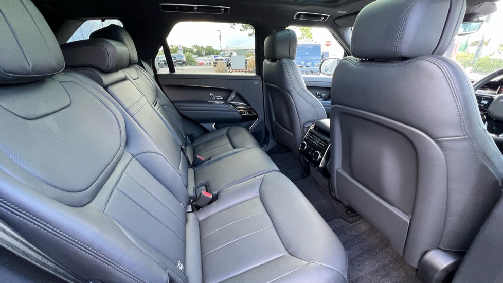 Land Rover Range Rover Sport 3.0 P440e Autobiography 5dr Auto Estate - Image 32