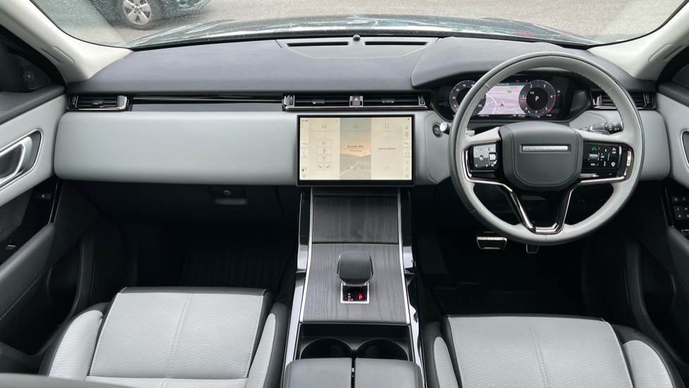 Land Rover Range Rover Velar 2.0 D200 MHEV Dynamic HSE 5dr Auto Diesel Estate - Image 9