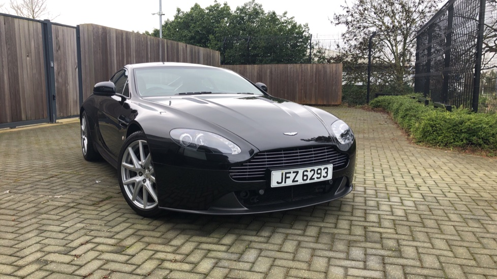 Aston Martin Vantage Black Manual Auction | DealerPX