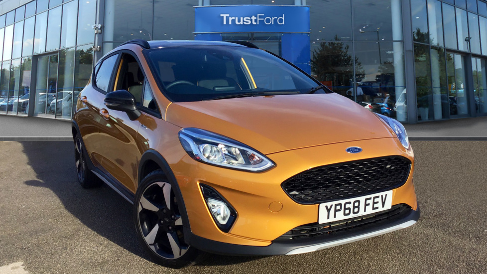 Ford FIESTA 2018 Luxe Yellow £13,200 Barnsley TrustFord