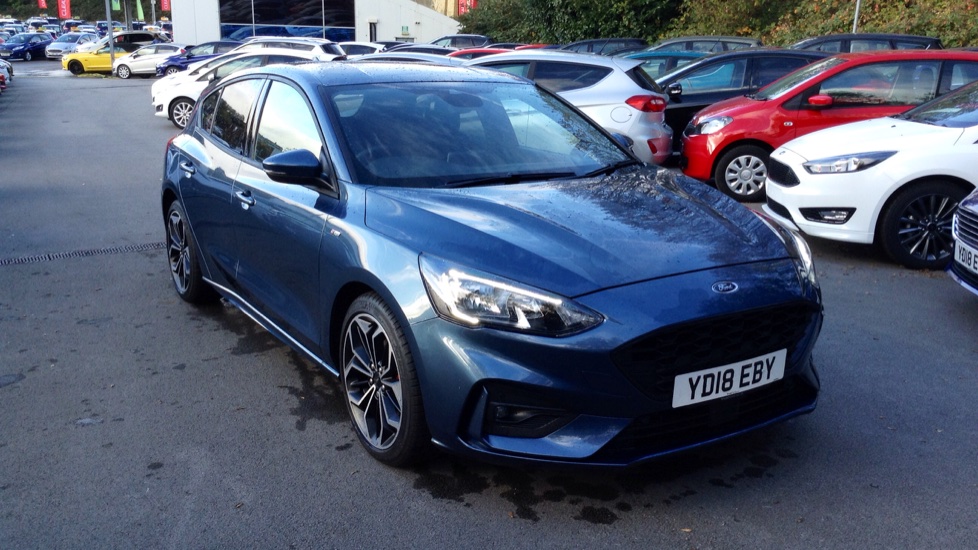 Ford FOCUS 2018 - Chrome Blue | £18,000 | Bradford | TrustFord