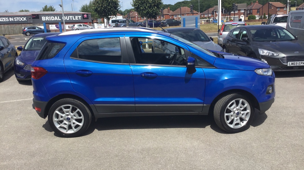 Ford ECOSPORT 2017 Blue Metallic £9,300 Castleford TrustFord
