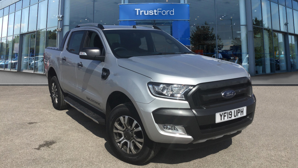 Ford RANGER 2019 - Moondust Silver | £23,750 | Bradford Transit Centre