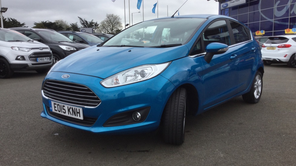 Ford FIESTA 2015 Candy Blue £7,000 Dagenham TrustFord