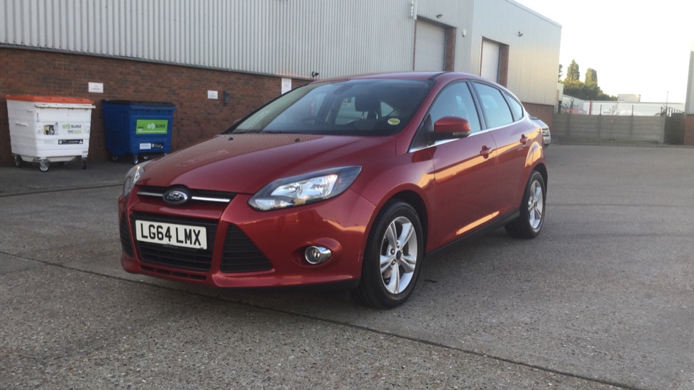 Ford FOCUS 2014 Candy Red Metallic £7,300 Epsom TrustFord