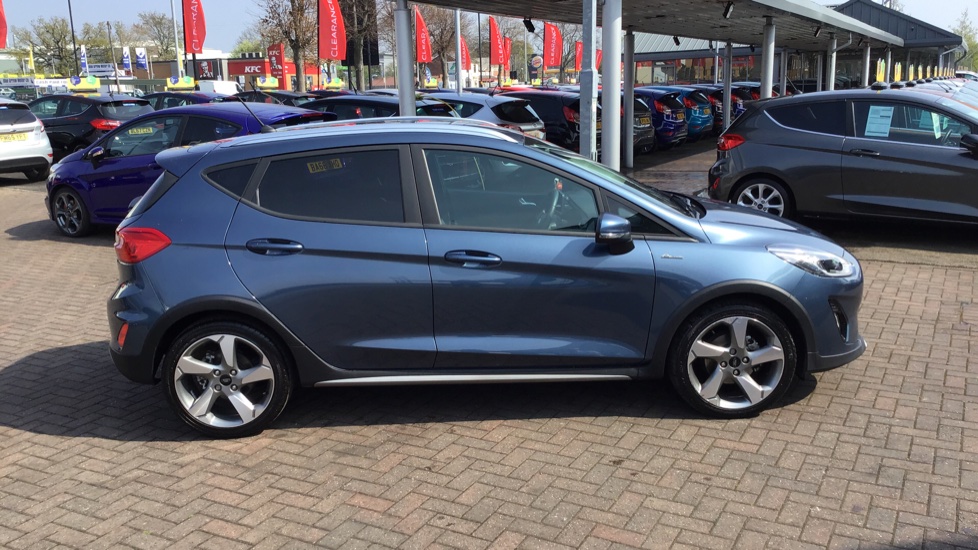 Ford Fiesta 2018 Chrome Blue Premium Colour 12 500 Staines