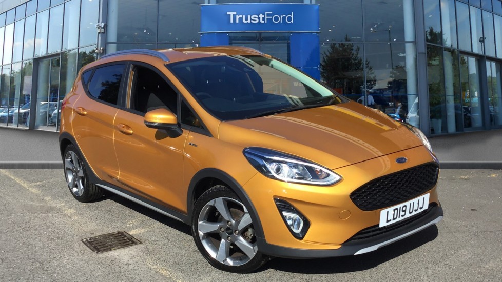 Ford FIESTA 2019 Luxe Yellow £13,500 Kingston TrustFord