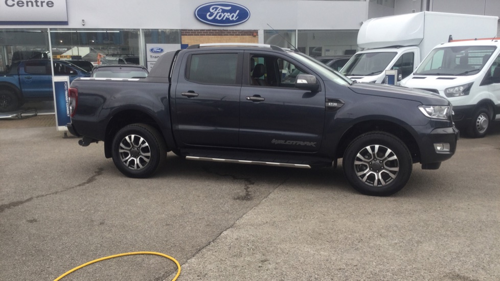Sea grey ford
