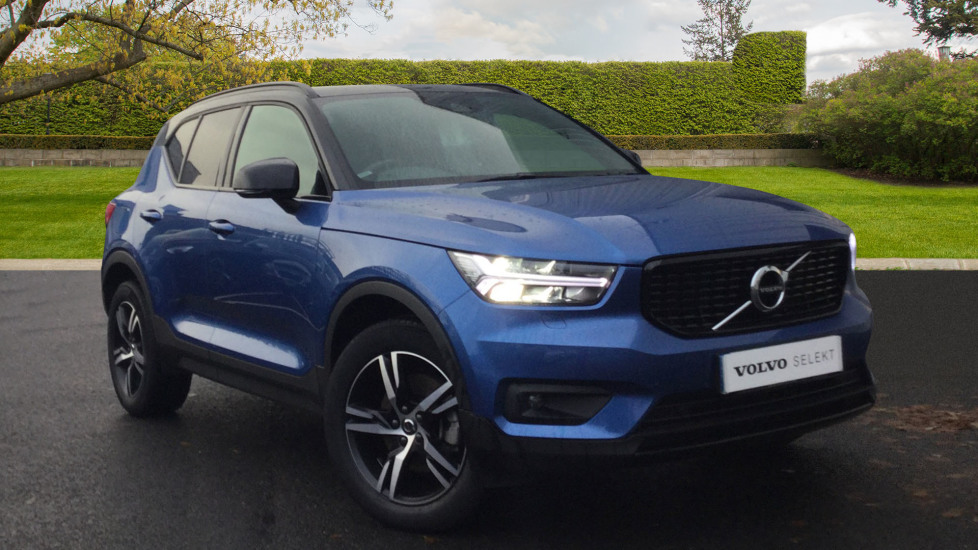 Used Xc40 Volvo 2 0 D3 R Design 5dr Awd Geartronic 2019 Lookers