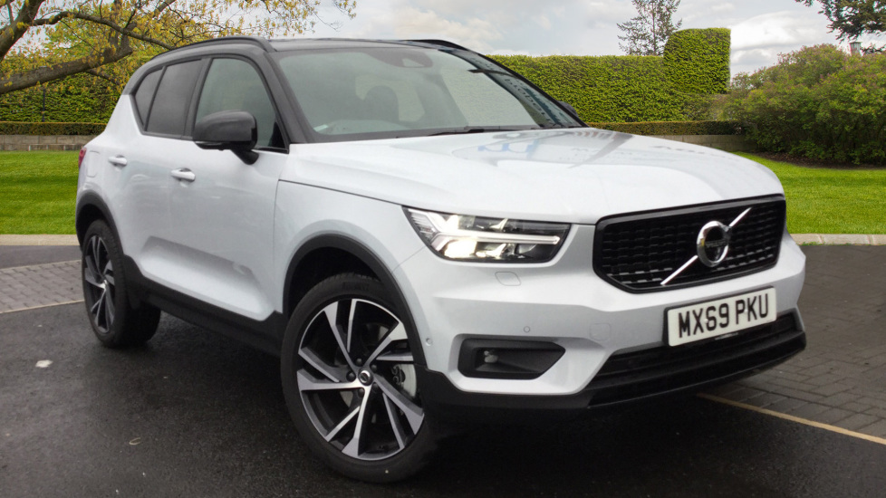 Nearly New Xc40 Volvo 1 5 T5 262 Hybrid R Design Pro 5dr