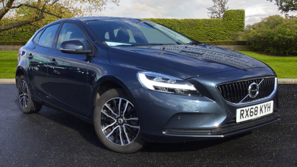 Volvo v40 t2