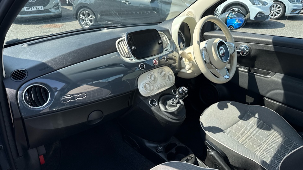Fiat 500 1.0 Mild Hybrid Lounge 3dr Petrol Hatchback - Image 15