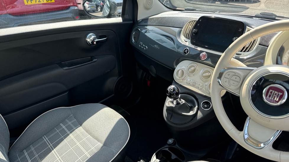 Fiat 500 1.0 Mild Hybrid Lounge 3dr Petrol Hatchback - Image 21