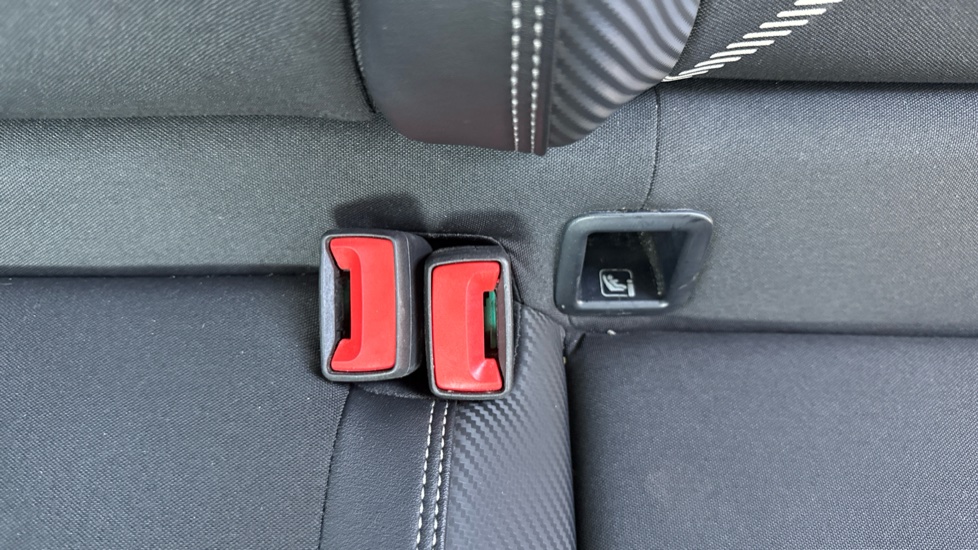 Volkswagen Taigo 1.5 TSI 150 Style 5dr DSG Petrol Hatchback - Image 22
