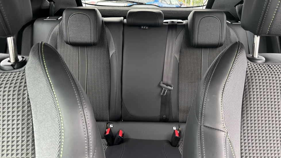 Peugeot 2008 1.2 PureTech 130 GT 5dr Petrol Estate - Image 28