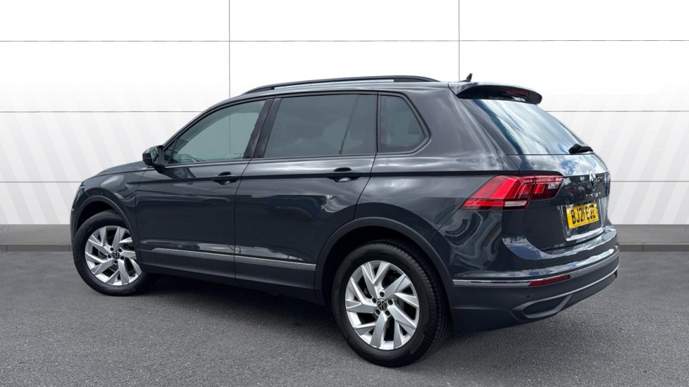 Volkswagen Tiguan 1.5 TSI 150 Life 5dr Petrol Estate - Image 2