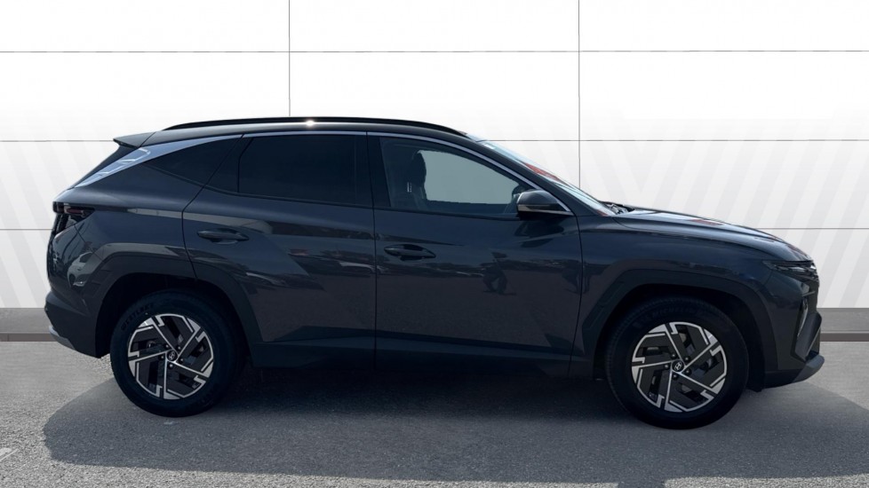 Hyundai TUCSON 1.6T Advance 5dr Petrol Estate - Image 5