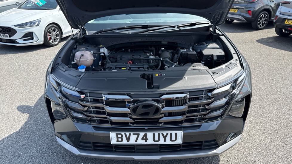Hyundai TUCSON 1.6T Advance 5dr Petrol Estate - Image 8