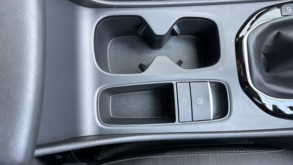 Hyundai TUCSON 1.6T Advance 5dr Petrol Estate - Image 38