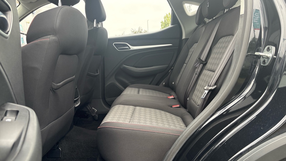MG ZS 1.5 VTi-TECH Excite 5dr Petrol Hatchback - Image 23