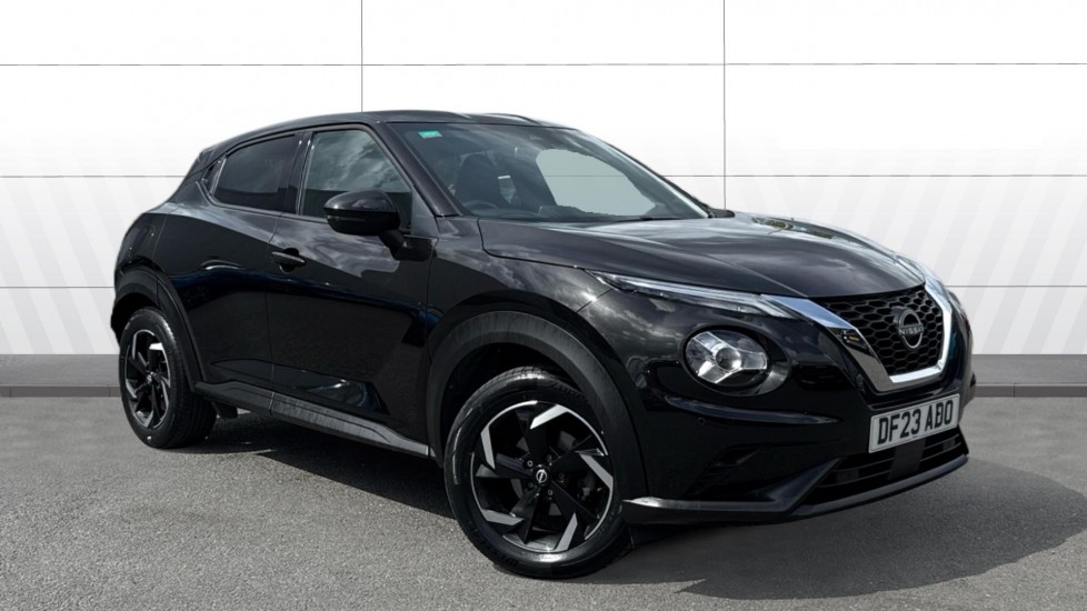 Nissan Juke 1.0 DiG-T 114 N-Connecta 5dr Petrol Hatchback - Image 1