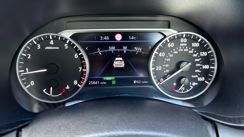 Nissan Juke 1.0 DiG-T 114 N-Connecta 5dr Petrol Hatchback - Image 39