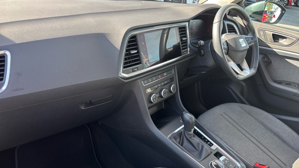 SEAT Ateca 1.5 TSI EVO SE Technology 5dr DSG Petrol Estate - Image 9