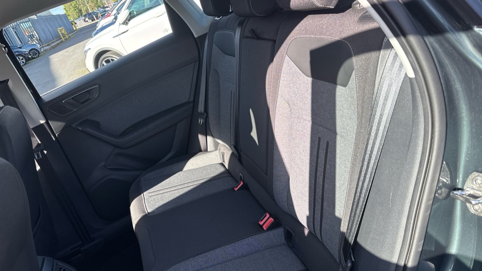SEAT Ateca 1.5 TSI EVO SE Technology 5dr DSG Petrol Estate - Image 16