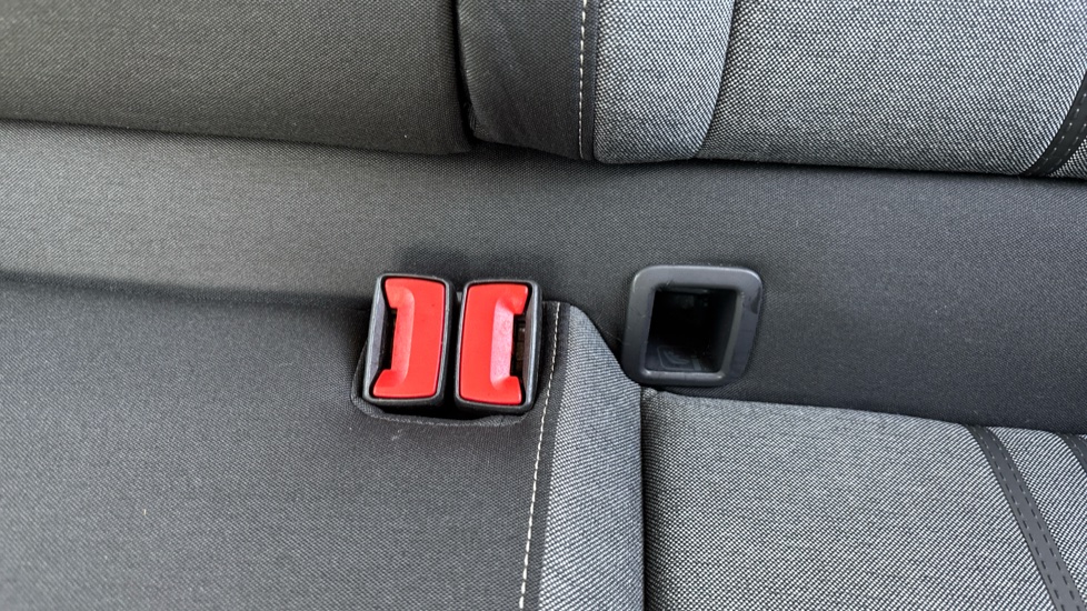 SEAT Ateca 1.5 TSI EVO SE Technology 5dr DSG Petrol Estate - Image 17