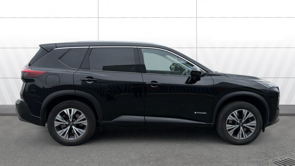 Nissan X-Trail 1.5 E-Power E-4orce 213 N-Connecta 5dr Auto Hybrid Station Wagon - Image 4