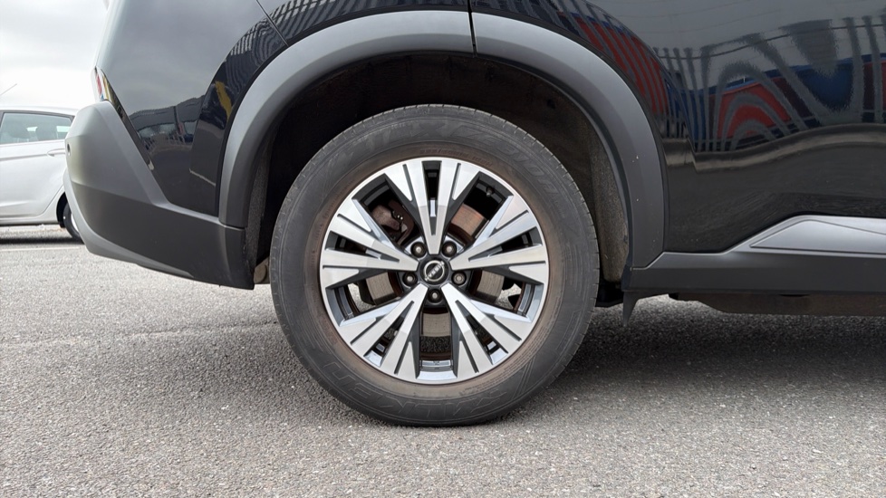 Nissan X-Trail 1.5 E-Power E-4orce 213 N-Connecta 5dr Auto Hybrid Station Wagon - Image 26