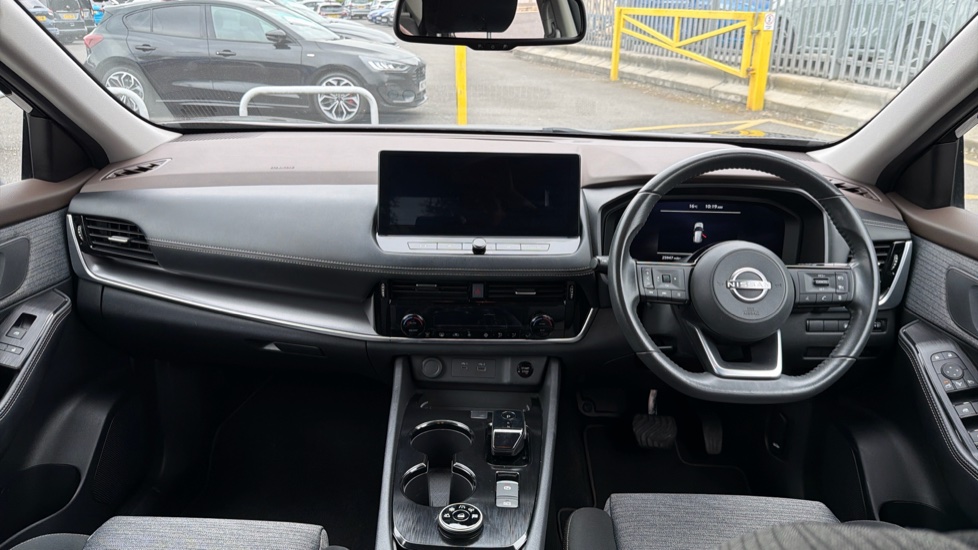 Nissan X-Trail 1.5 E-Power E-4orce 213 N-Connecta 5dr Auto Hybrid Station Wagon - Image 16