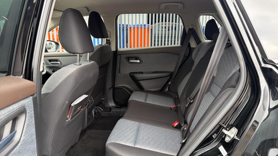 Nissan X-Trail 1.5 E-Power E-4orce 213 N-Connecta 5dr Auto Hybrid Station Wagon - Image 22