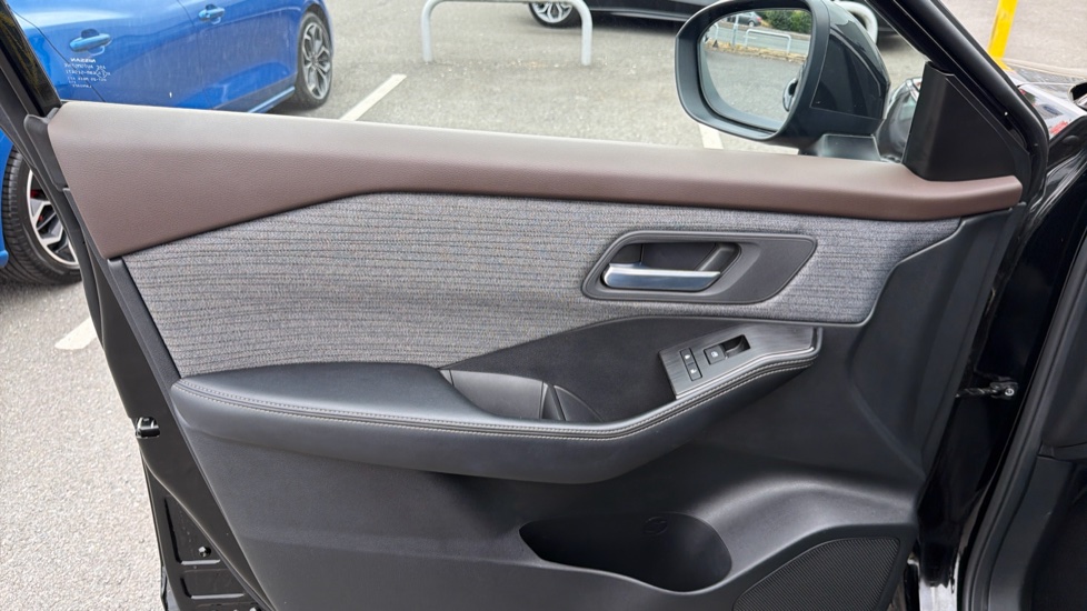Nissan X-Trail 1.5 E-Power E-4orce 213 N-Connecta 5dr Auto Hybrid Station Wagon - Image 36